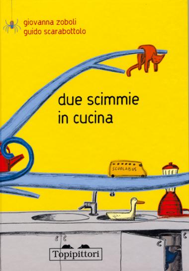 Due scimmie in cucina
